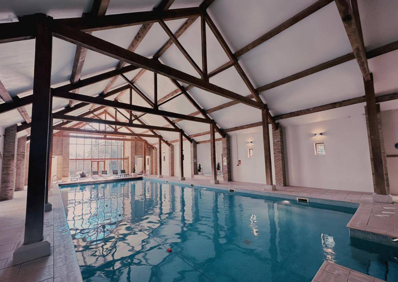 Cave Castle Hotel Саут Кейв Екстериор снимка