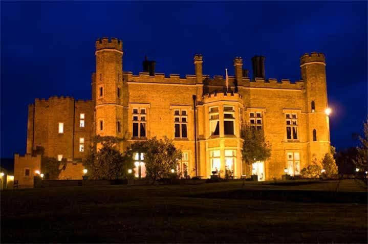 Cave Castle Hotel Саут Кейв Екстериор снимка